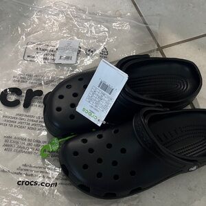 CROCS unisex Black Slip-On Slippers, brand new